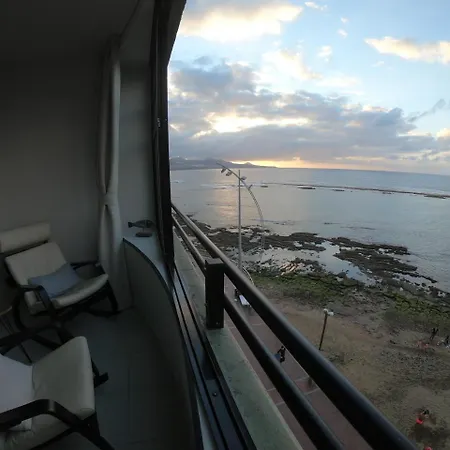 En Plena Playa De Canteras Apartment *