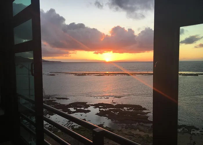 En Plena Playa De Canteras