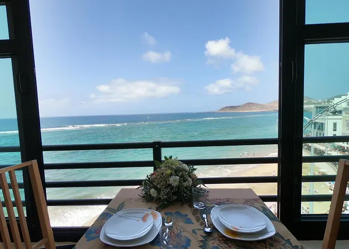 En Plena Playa De Canteras * Λας Πάλμας ντε Γκραν Κανάρια